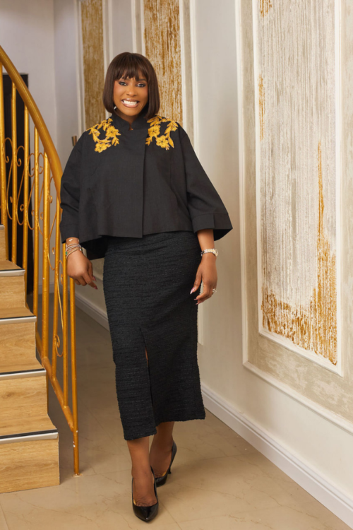 Wealthy Wife Linen Jacket